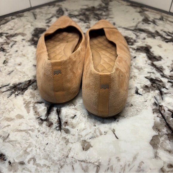 Gently used birdies flats size 9 - Picture 3 of 9